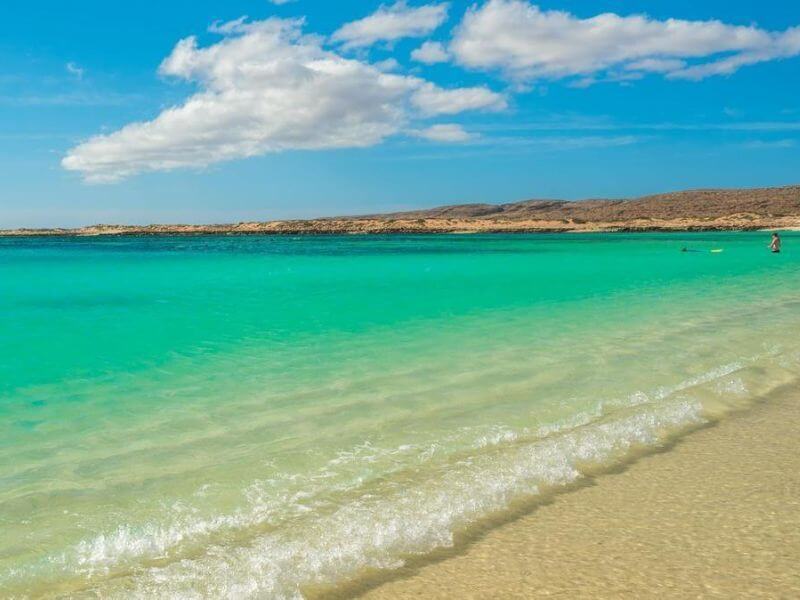Turquoise Bay beach